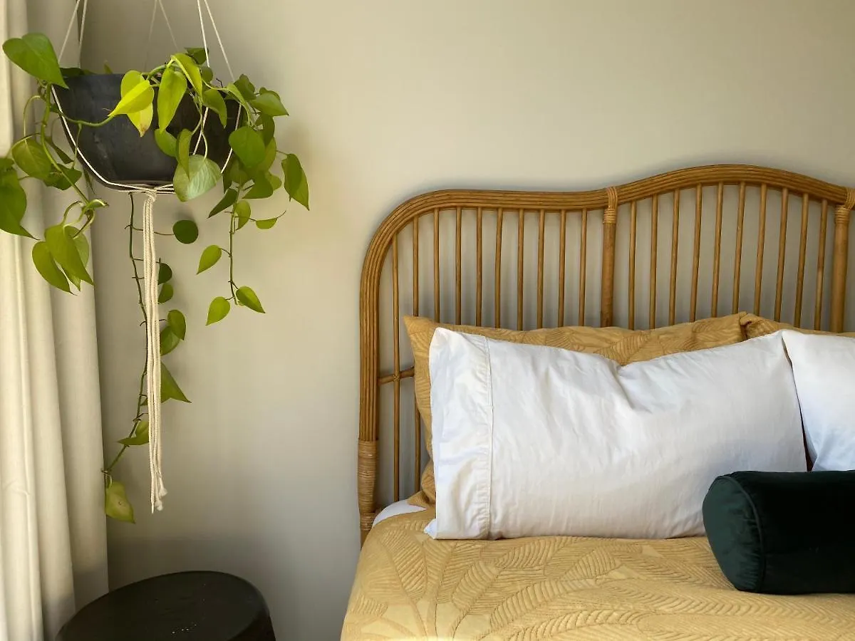 Private 1Bed Guesthouse - Pet Friendly - 180M To River Maroochydore