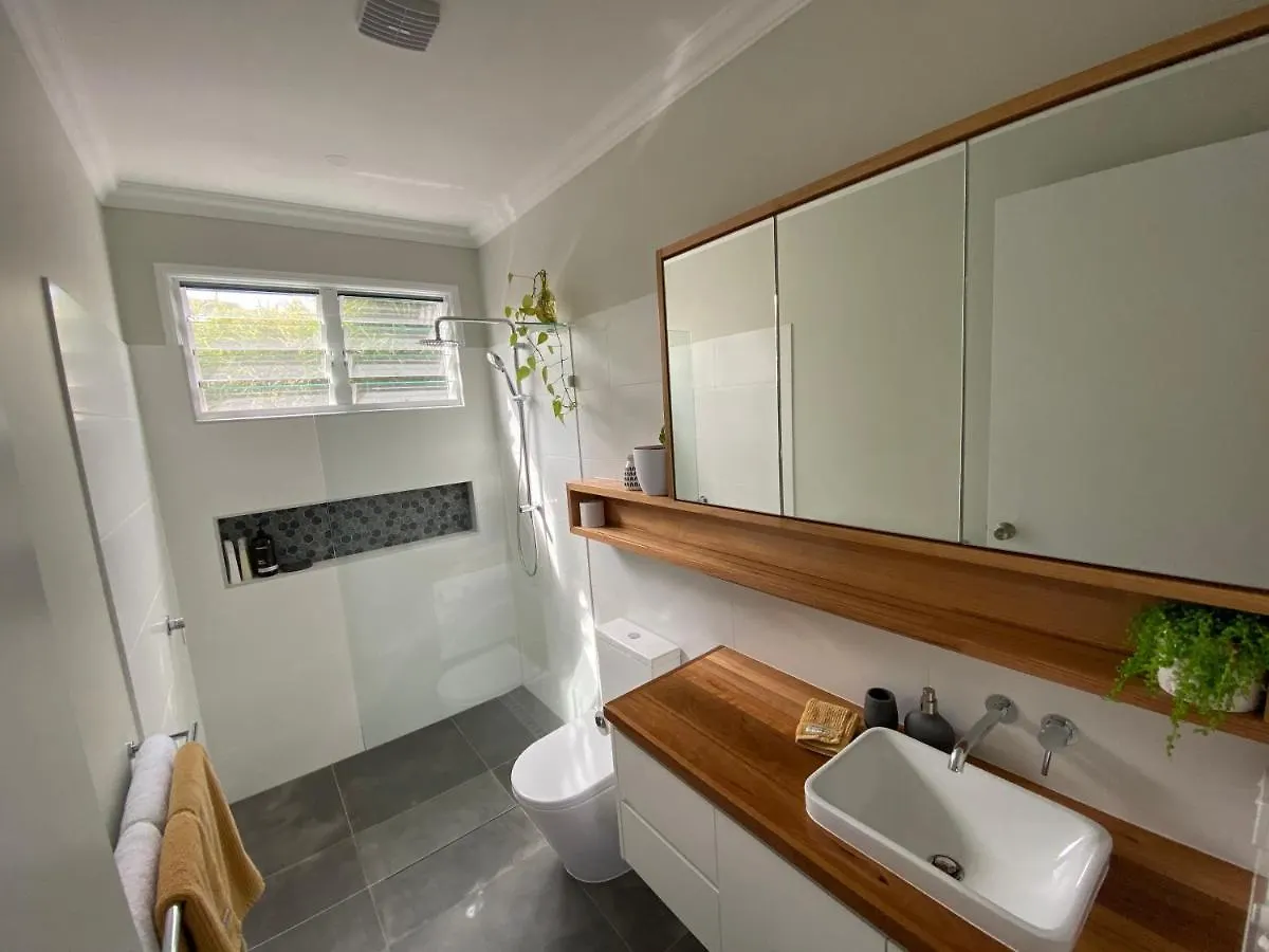 Private 1Bed Guesthouse - Pet Friendly - 180M To River Maroochydore Australien